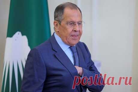 Россия выразила признательность Африке за поддержку. Москва признательна странам Африки за неприсоединение к кампании против России и сбалансированную позицию. Об этом заявил глава МИД России Сергей Лавров. По словам министра, укрепление позиции России и Африки «как центров многополярного мира» открывает новые возможности для развития.