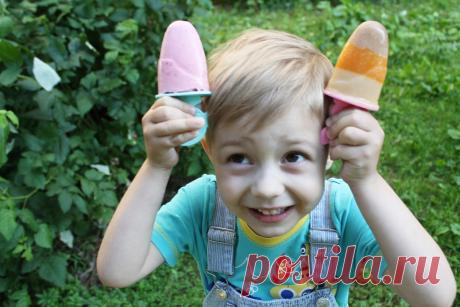 «Магазинный пломбир больше не покупаю». 5 рецептов домашнего мороженого от заботливой мамы