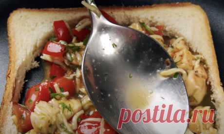 Завтраки на каждый день: смешиваем яйца и хлеб, а остальное добавляем по вкусу