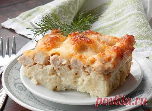 Запись на стене Запеканка из цветной капусты с куриным филе и сыромЦветная капуста и курица прекрасно сочетаются друг с другом. А если к ним ещё добавить сыр, сливки, яйца и чеснок, и затем запечь, то получится очень интересная запеканка из цветной капусты с куриным филе.#ппрецепты ССЫЛКИ НА ВСЕ МОИ КАНАЛЫ https://taplink.cc/oxana_life_novaua_ya