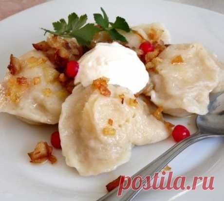 Вареники с картофелем и шкварками