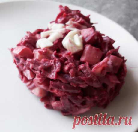 Салат со свеклой и крабовыми палочками рецепт с фото