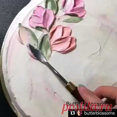 1,229 Me gusta, 17 comentarios - 9jamade cakes (@_9jacakes) en Instagram: "Regrann from @internationalcakedecorating - 📍Tag your Friends💠 Be sure to follow…"