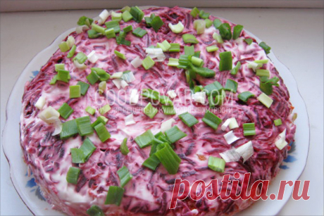 Салат со свеклой, сыром и курицей рецепт с пошаговыми фото на GoodPovar.com Отличный салат к 8 марта.