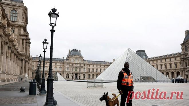 Сотрудники Лувра выйдут на забастовку. Сотрудники Лувра проголосовали за проведение забастовки против ухудшающихся условий труда. Об этом сообщила газета Le Monde. Журналисты уточнили, что в голосовании участвовали три крупнейших профсоюза музея. Забастовка сотрудников ...