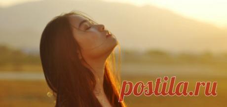 Тебе будет не хватать девушки, которая старалась удержать тебя
Тебе будет не хватать девушки, которая старалась удержать тебя Однажды ты проснешься и поймешь, что она больше не твоя, потому что она, наконец, выбрала того, кто ценит ее. Ты будешь делать все, чтобы снова привлечь ее внимание, но она не заметит тебя, потому что будет во все глаза рассматривать человека, который заставляет ее широко улыбаться […]
Читай пост далее на сайте. Жми ⏫ссылку выше