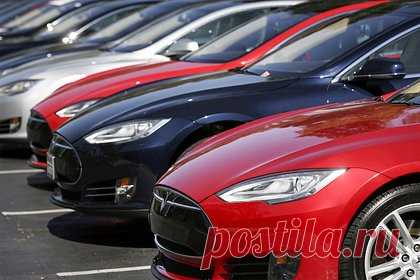 Tesla решила отозвать миллион машин. Производитель электрокаров Tesla решил отозвать 1,1 миллиона машин из-за неполадок в работе системы автоматического открытия окон. Отзыв коснется некоторых электромобилей Model 3 2017-20 годов выпуска, Model Y 2020-21 годов, а также Model S и Model X 2021-22 годов. Ожидается, что Tesla обновит программное обеспечение.