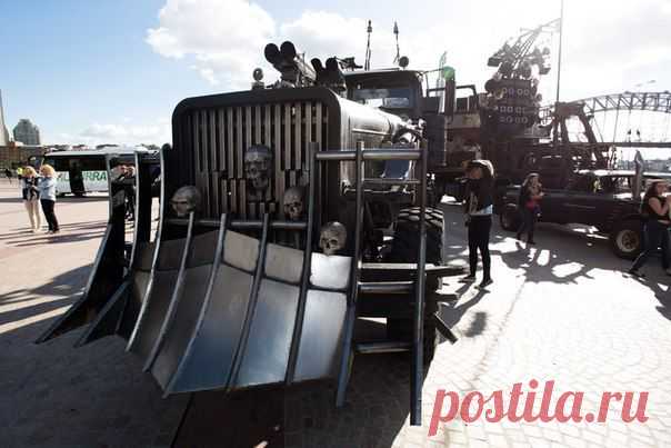 Машины из филь / Только машины