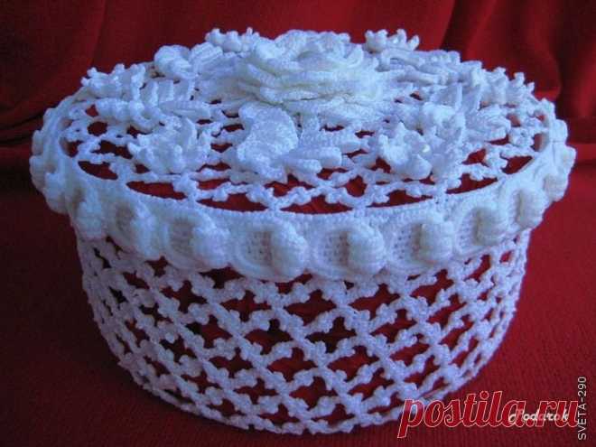 Оч.красивая белая шкатулка крючком.