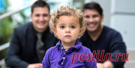 Выставка под названием Men Having Babies («Мужчины, имеющие/желающие иметь детей») прошла недавно в Брюсселе (уже четвертый раз), следующая планируется в начале ноября в Нью-Йорке, затем в январе в Сан-Франциско, также это мероприятие проходит в Тель