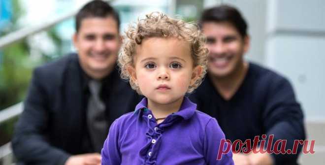 Выставка под названием Men Having Babies («Мужчины, имеющие/желающие иметь детей») прошла недавно в Брюсселе (уже четвертый раз), следующая планируется в начале ноября в Нью-Йорке, затем в январе в Сан-Франциско, также это мероприятие проходит в Тель