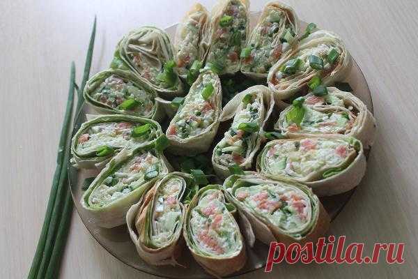 Рулеты из лаваша с соленой горбушей | CityWomanCafe.com