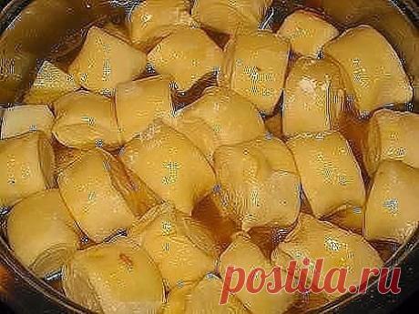 ВКУСНЕЙШИЕ "ШТРУДЛИ" из ГЕРМАНИИ
Дорогие мои читатели.этот Рецепт родом из Германии.Немцы их ОБОЖАЮТ и я ПОНЯЛА почему.Когда мне его Презентовали.то я ПРОСТО читая его уже ПОНЯЛА.что это ИМЕННО то.что я ИСКАЛА.
 Я хотела кормить своих Деток.ВКУСНО и не ВРЕДНО. 
А этот РЕЦЕПТ именно то.что и НУЖНО для этого. Да и Мужа от них За УШИ не оттянешь. ВКУСНЯТИНА да и только.......