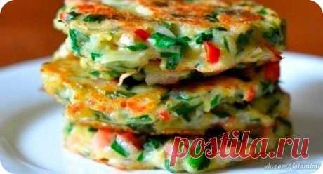 Драники с овощами 

Ингредиенты:
Картофель 
Лук 
Показать полностью…