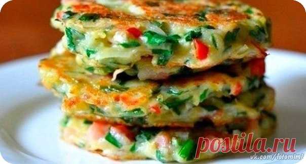 Драники с овощами 

Ингредиенты:
Картофель 
Лук 
Показать полностью…