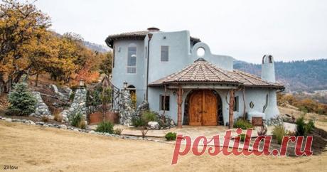 В предгорьях Ашленда расположилось «Ранчо сияющей руки», причудливый дом, который настолько детально проработан, что подойдет как для королевской семьи, так и для волшебника Гарри Поттера!