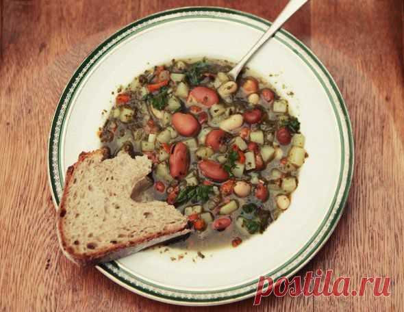 Сытный зимний суп из консервированного щавеля и фасоли | Вкусный год с Анной Людковской