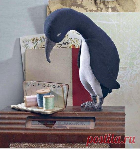 Товары для рукоделия, швейная фурнитура, ткани.
Пингвин