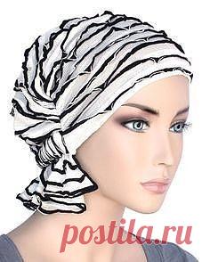 Стильные и оригинальные головные уборы Стильные и оригинальные головные уборыРезиночка сзади делает размер универсальным.