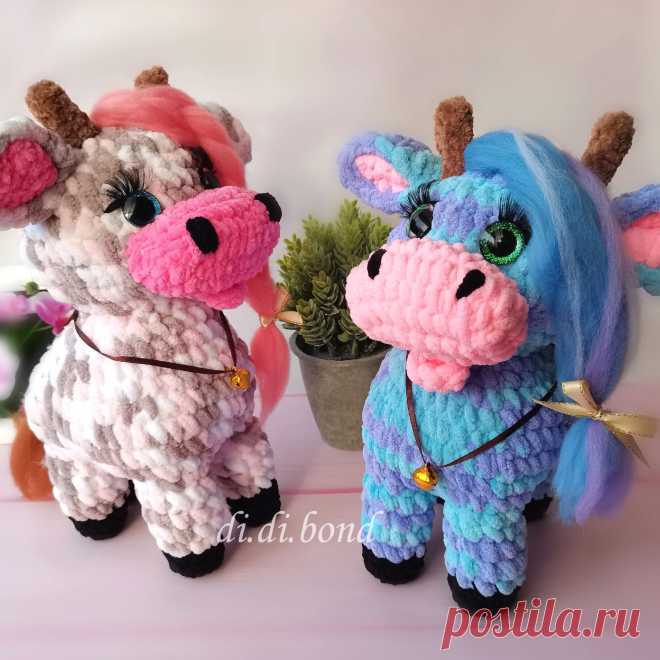PDF Плюшевая Коровка крючком. FREE crochet pattern; Аmigurumi animal patterns. Амигуруми схемы и описания на русском. Вязаные игрушки и поделки своими руками #amimore - корова из плюшевой пряжи, плюшевая коровка, телёнок, бык, бычок.