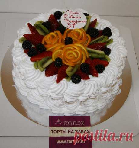 Праздничный торт без мастики.Вес 3 кг.