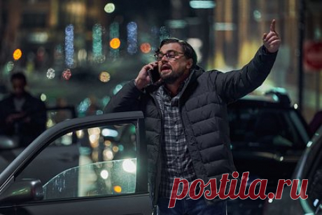 Леонардо Ди Каприо купил дом соседей после скандала с ними. Американский актер Леонардо Ди Каприо купил в Лос-Анджелесе дом у своих соседей, с которыми несколько лет назад поссорился из-за строительных работ на участке. Об этом сообщает Dirt. Ди Каприо приобрел недвижимость у своих соседей в районе Берд Стритс. Актер отдал за объект 10,5 миллиона долларов.