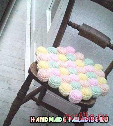 Симпатичные сидушки и коврики витыми столбиками КРЮЧКОМ