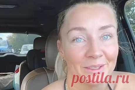 Экс-стюардесса описала работу на борту фразой «ненавидела каждую секунду». Экс-стюардесса рассказала, что после шести лет сотрудничества с иностранной авиакомпанией она «ненавидела каждую секунду своей работы». Она пожаловалась на чересчур интенсивное обучение. «Мне пришлось заниматься два месяца — шесть дней в неделю мы учились по 15 часов в день», — отметила бывшая бортпроводница.