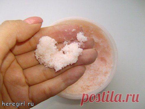 Сахарный скраб для шелковистости кожи.