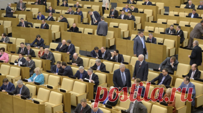 В Госдуме предупредили россиян об изменениях в законодательстве в декабре. Декабрь в этом году принесёт сразу несколько заметных изменений в законодательстве, которые касаются обычных граждан, предупредил в беседе с RT депутат Госдумы, член комитета по малому и среднему предпринимательству Алексей Говырин. Читать далее