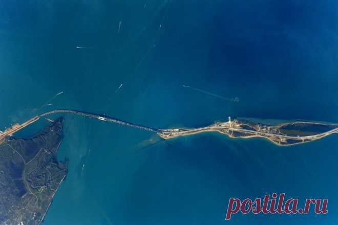 Российский космонавт показал Крым и мост через Керченский пролив - Hi-Tech Mail.Ru