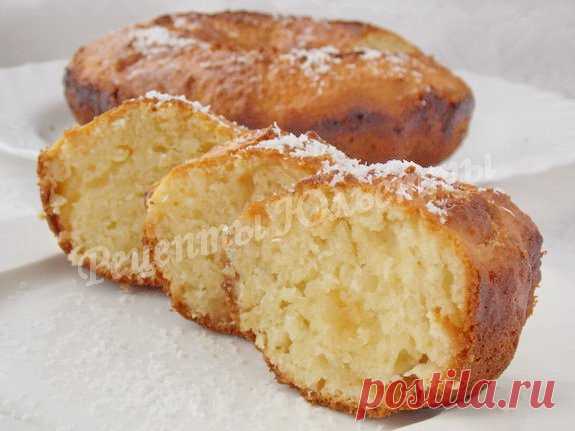 Кекс с кокосовой стружкой