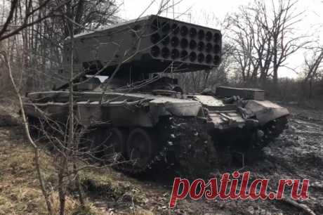 Меркурис: удары ТОС «Солнцепек» вынудили ВСУ отступать под Харьковом. ВС РФ отразили все попытки атак противника.