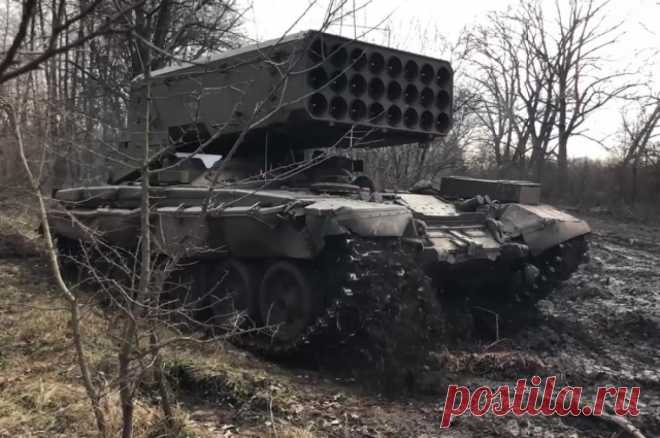Меркурис: удары ТОС «Солнцепек» вынудили ВСУ отступать под Харьковом. ВС РФ отразили все попытки атак противника.