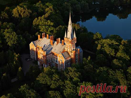 Lentvaris palace in Lithuania :)  |  Pinterest • Всемирный каталог идей