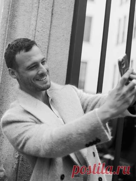 Керем Бюрсин