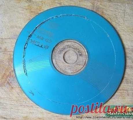Как сделать подхват для штор из CD-диска