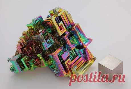 Quantum Simulation of Quantum Crystals