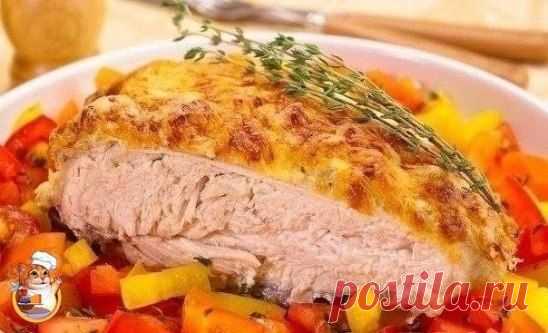 Куриная грудка под сметанно-чесночным соусом!