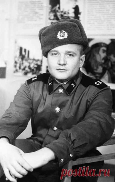 Роман Мадянов