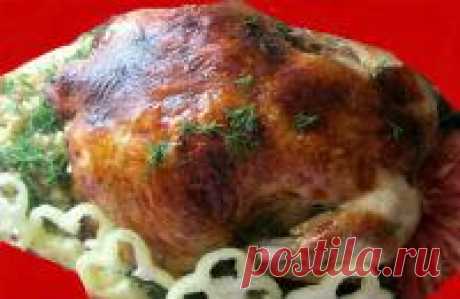 Фаршированная курица &quot;Медок&quot; режется непосредственно на столе при гостях, подается в горячем виде. А рис, пропитанный нежным соком курицы, просто изумителен.