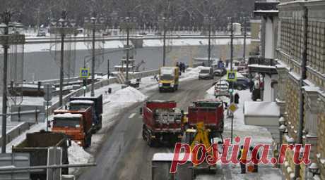 Синоптик Шувалов: осадки в Москве после циклона «Ваня» сохранятся. Руководитель прогностического центра «Метео» Александр Шувалов рассказал о погоде в столице и влиянии циклона «Ваня». Читать далее