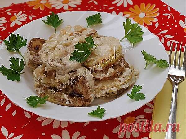Кабачки тушеные в сметане, рецепт с фото. Как приготовить вкусные кабачки в сметанном соусе.