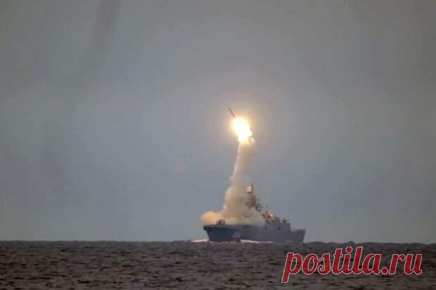 В России заявили об окончании испытаний гиперзвуковой ракеты «Циркон» - Картина Дня - медиаплатформа МирТесен Уже к концу лета в России завершат испытания гиперзвуковой ракеты «Циркон» с надводных кораблей. Об этом сегодня, 17 мая, заявил член коллегии Военно-промышленной комиссии и член Морской коллегии при правительстве России Владимир Поспелов. «Испытания проходят в плановом режиме и находятся