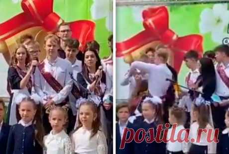Школьник напал с ножом на одноклассницу прямо во время последнего звонка