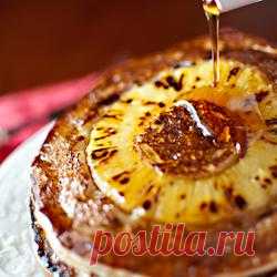 Ананасные оладушки-перевертыши
Завтрак может быть вкусным и красивым. Это легко. Не нужно тратиться на продукты и стоять часами и плиты. Немного фруктов, фантазии - вот все, что вам понадобится. Позаботьтесь о своих близких и любимых. Покажите вашу любовь.