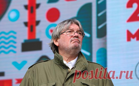 Основателя «Фонтанки» Константинова похоронили в Санкт-Петербурге. Журналиста, писателя, основателя Агентства журналистских расследований, «Фонтанки» и 47news Андрея Константинова похоронили на Смоленском кладбище в Санкт-Петербурге, сообщает «Фонтанка».