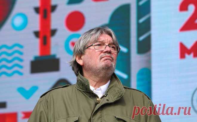 Основателя «Фонтанки» Константинова похоронили в Санкт-Петербурге. Журналиста, писателя, основателя Агентства журналистских расследований, «Фонтанки» и 47news Андрея Константинова похоронили на Смоленском кладбище в Санкт-Петербурге, сообщает «Фонтанка».