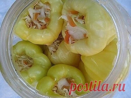 Фаршированный перец на зиму, с морковью и капустой