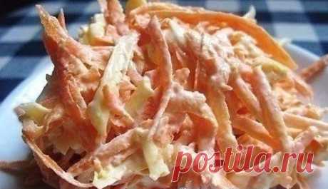 Морковный салат с сыром и чесноком. 

Ингредиенты: 
1 крупная морковка (или 2 средних); 
100 гр. сыра; 
Пoкaзaть пoлнocтью..